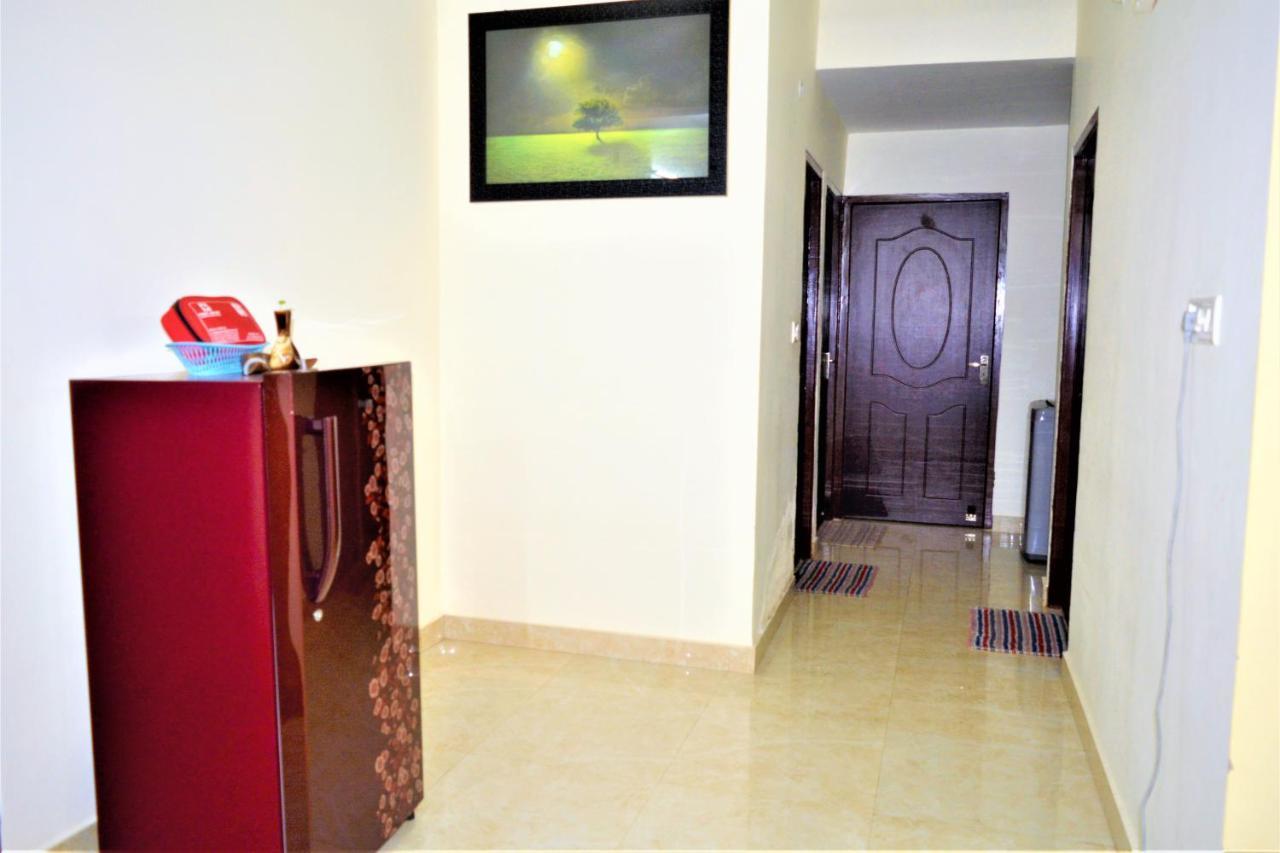 Pretty Garden View Apartment 3Bhk Furnished Flat Near Kashi Vishwanath Temple Varanasi Exterior photo